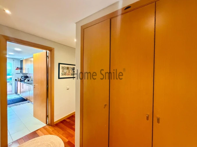 Apartamento T3 para Venda em Parque das Nações Foto 5