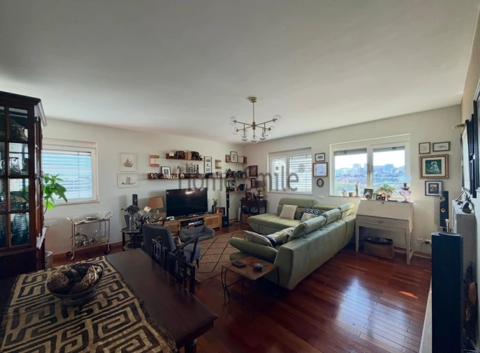 Apartamento T3 para Venda em Parque das Nações Foto 13