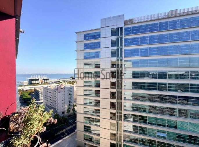 Apartamento T3 para Venda em Parque das Nações Foto 39