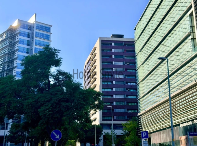 Apartamento T3 para Venda em Parque das Nações Foto 43
