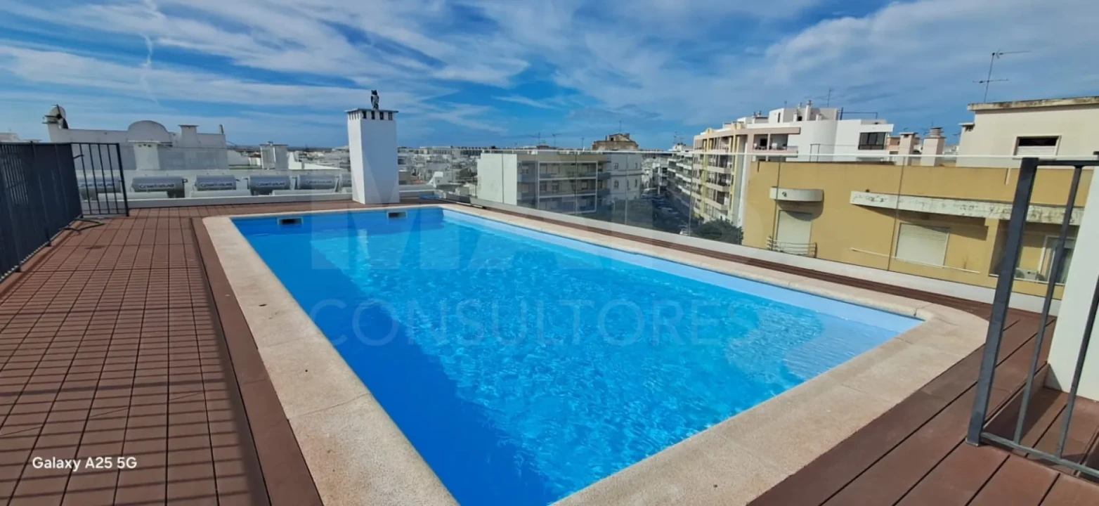 Apartamento T2 para Arrendamento em Olhão Foto 7