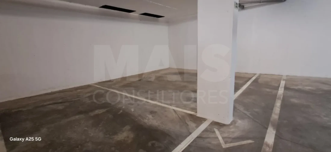 Apartamento T2 para Arrendamento em Olhão Foto 9