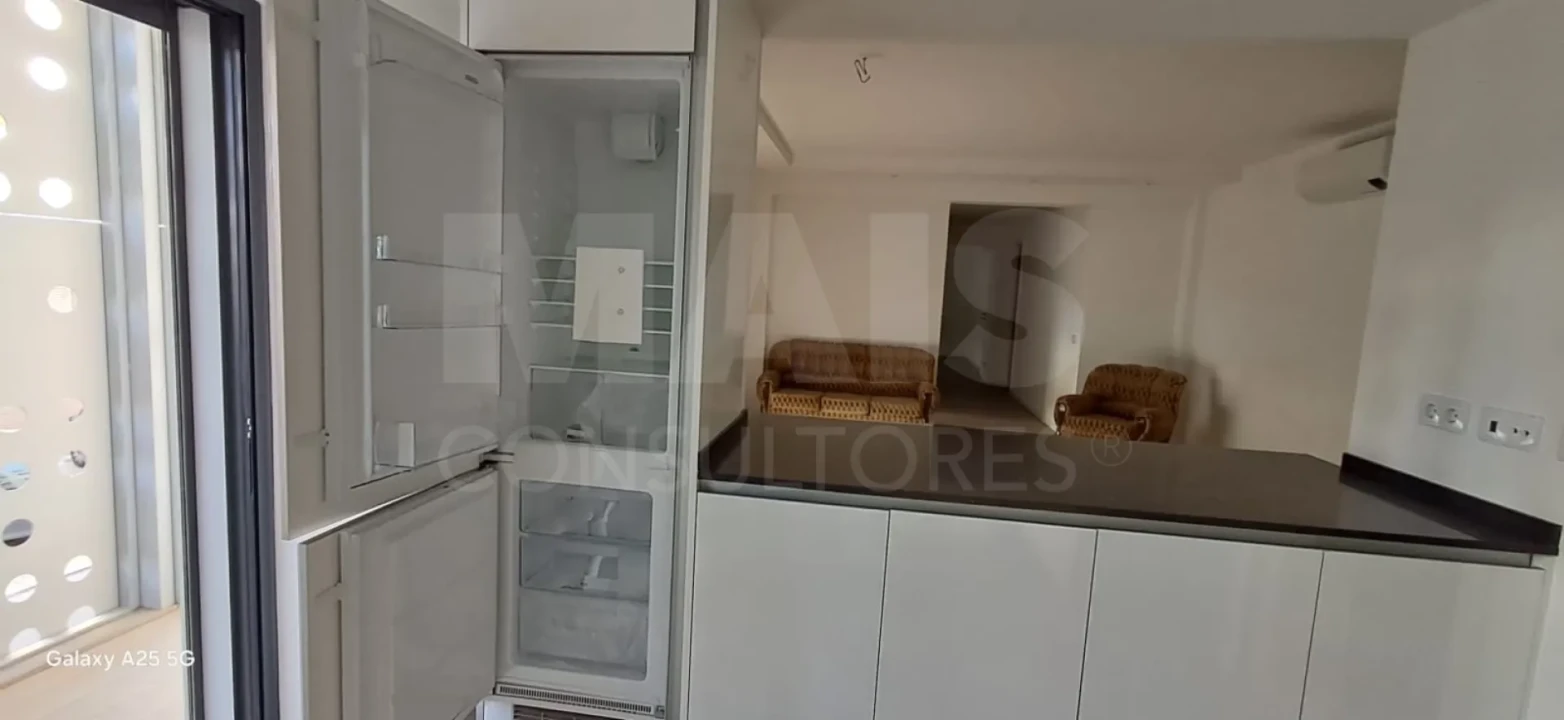 Apartamento T2 para Arrendamento em Olhão Foto 6