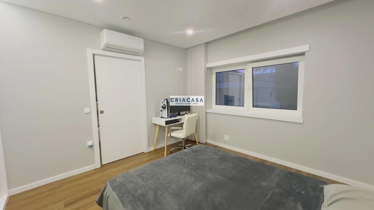 Apartamento T1 para Venda em Viseu Foto 14