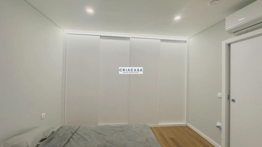 Apartamento T1 para Venda em Viseu Foto 13