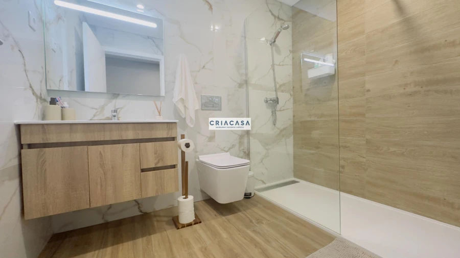 Apartamento T1 para Venda em Viseu Foto 15
