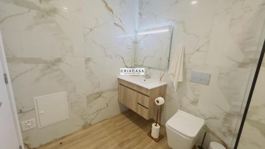 Apartamento T1 para Venda em Viseu Foto 17
