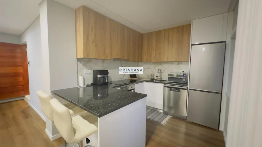 Apartamento T1 para Venda em Viseu Foto 7