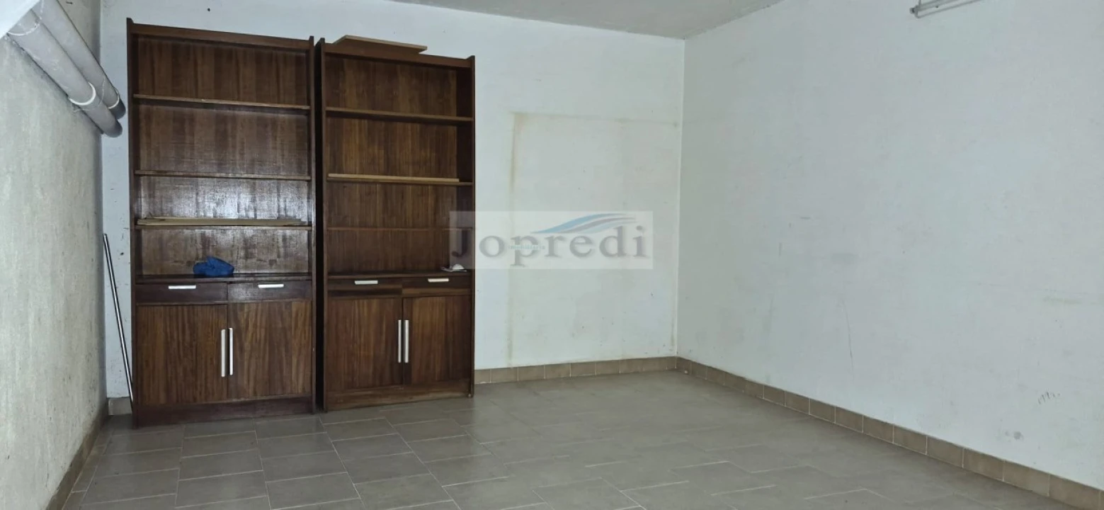 Apartamento T2 para Arrendamento em Carcavelos e Parede Foto 15