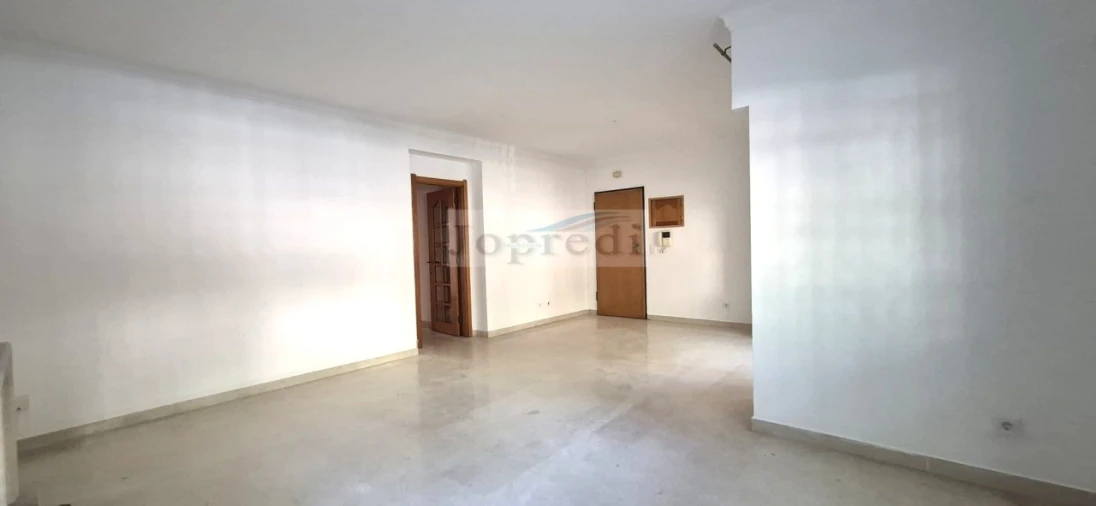Apartamento T2 para Arrendamento em Carcavelos e Parede Foto 3