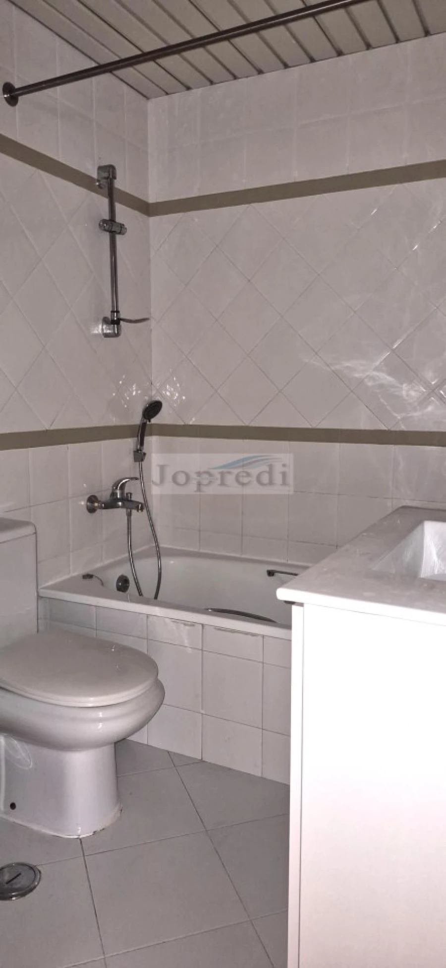 Apartamento T2 para Arrendamento em Carcavelos e Parede Foto 14