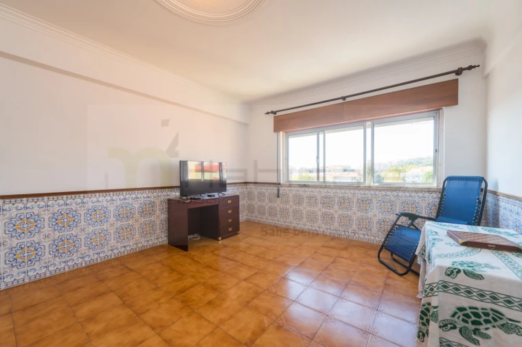Apartamento T3 para Venda em Massamá e Monte Abraão Foto 9