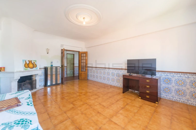 Apartamento T3 para Venda em Massamá e Monte Abraão Foto 12