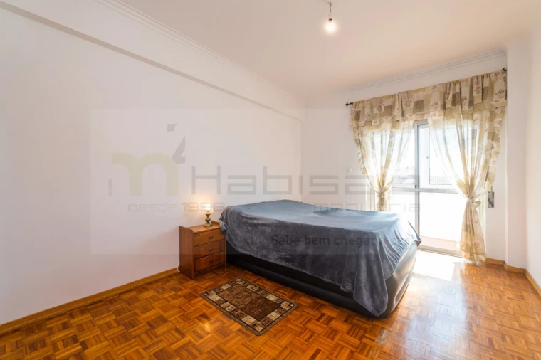 Apartamento T3 para Venda em Massamá e Monte Abraão Foto 20
