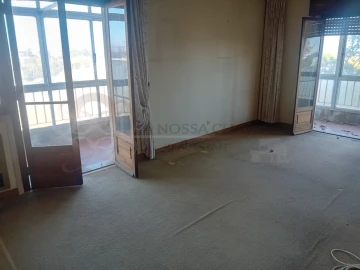 Apartamento T4 para Venda em Alvalade