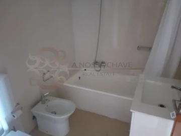 Apartamento T4 para Venda em Alvalade