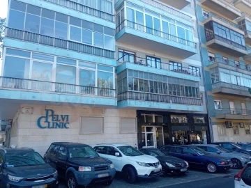 Apartamento T4 para Venda em Alvalade