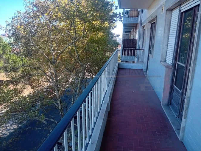 Apartamento T4 para Venda em Alvalade Foto 27
