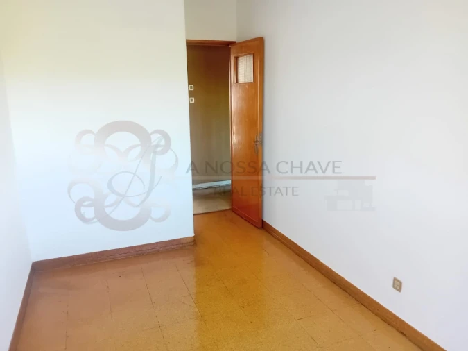 Apartamento T4 para Venda em Alvalade Foto 30