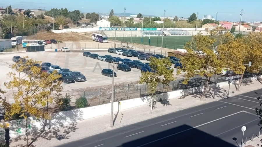 Apartamento T4 para Venda em Alvalade