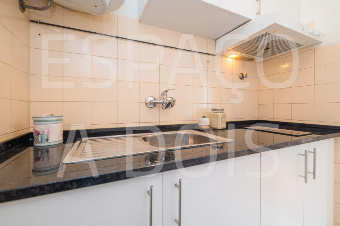 Apartamento T1 para Arrendamento em Carcavelos e Parede Foto 11