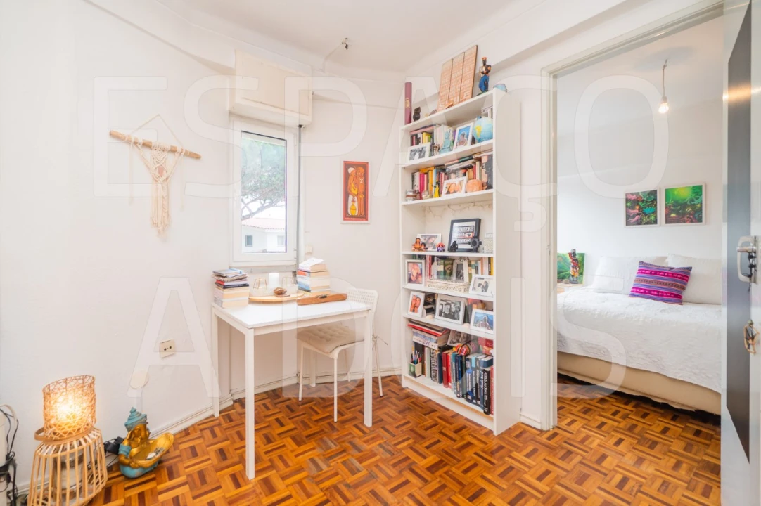 Apartamento T1 para Arrendamento em Carcavelos e Parede Foto 14