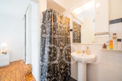 Apartamento T1 para Arrendamento em Carcavelos e Parede