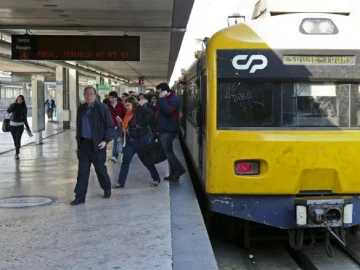 Apartamento T1 para Arrendamento em Carcavelos e Parede