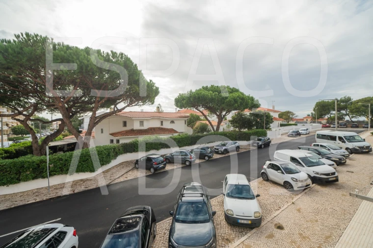 Apartamento T1 para Arrendamento em Carcavelos e Parede Foto 18