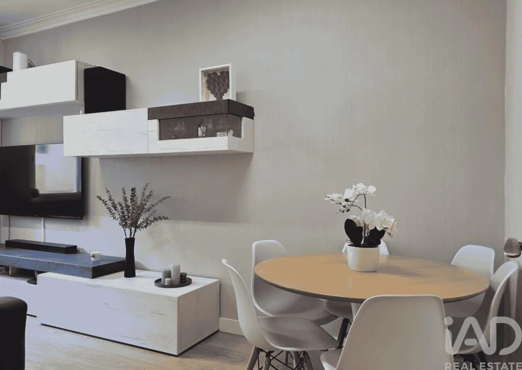 Apartamento T2 para Venda em Mina de Água Foto 1