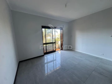 Apartamento T3 para Venda em Paços de Brandão