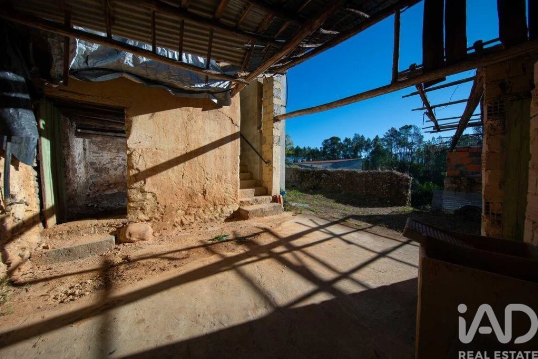 Moradia T2 para Venda em Miranda do Corvo Foto 15