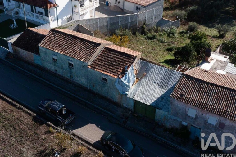Moradia T2 para Venda em Miranda do Corvo Foto 25