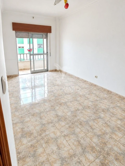 Apartamento T2 para Venda em Seixal, Arrentela e Aldeia de Paio Pires