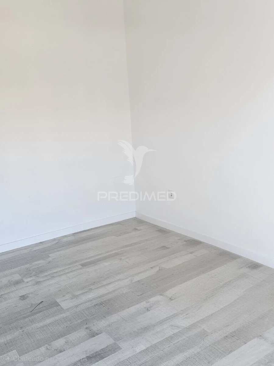 Apartamento T1 para Venda em Baixa da Banheira e Vale da Amoreira Foto 14