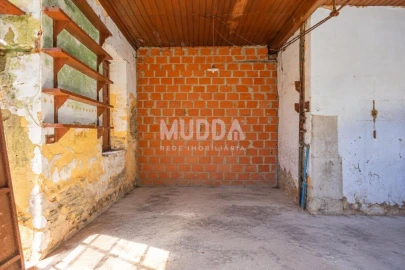Loja para Venda em Angeja