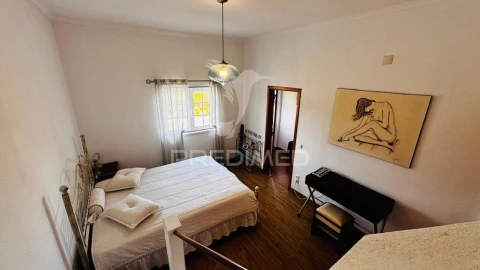 Moradia T2 para Venda em Longueira/Almograve
