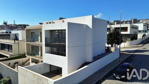 Moradia T3 para Venda em Fânzeres e São Pedro da Cova