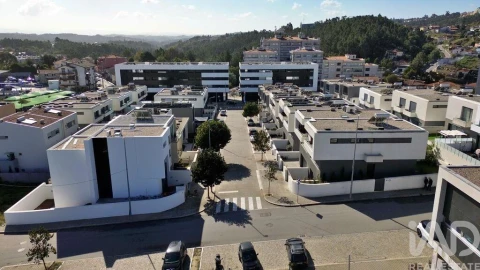Moradia T3 para Venda em Fânzeres e São Pedro da Cova