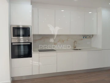 Apartamento T2 para Venda em Falagueira-Venda Nova