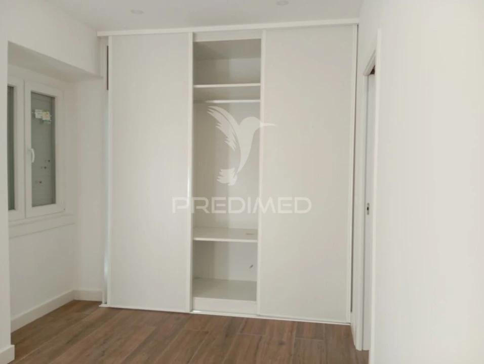 Apartamento T2 para Venda em Falagueira-Venda Nova Foto 8