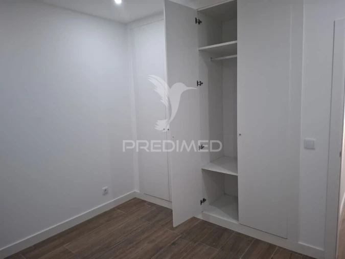 Apartamento T2 para Venda em Falagueira-Venda Nova Foto 6