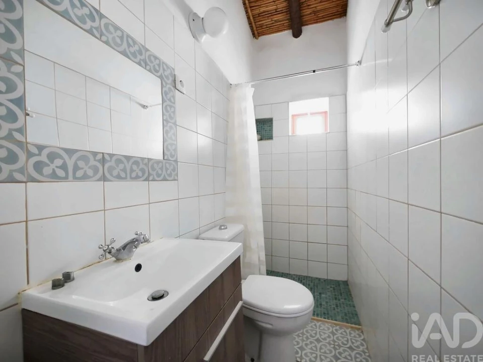 Moradia para Venda em São João dos Caldeireiros Foto 11