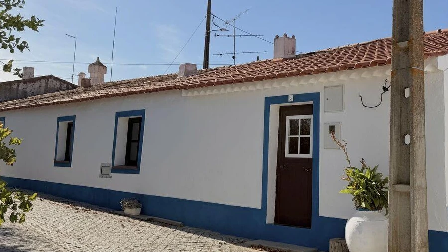 Moradia para Venda em São João dos Caldeireiros