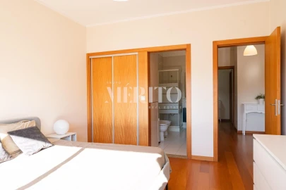 Apartamento T2 para Venda em Aldão