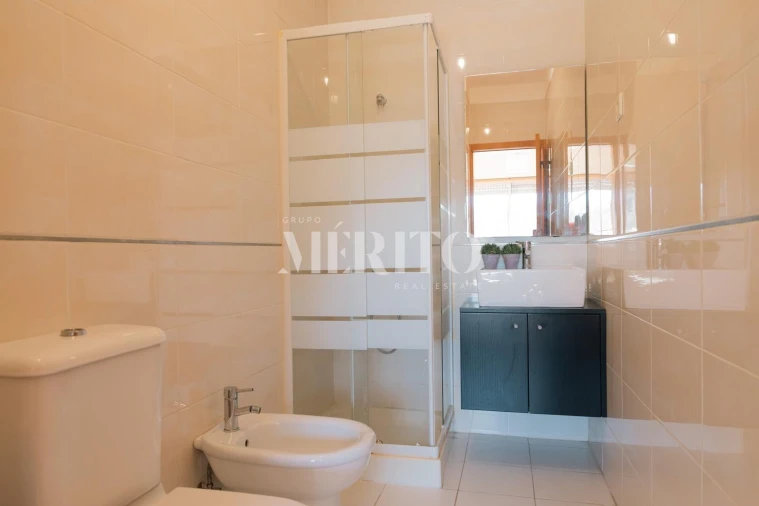 Apartamento T2 para Venda em Aldão Foto 26