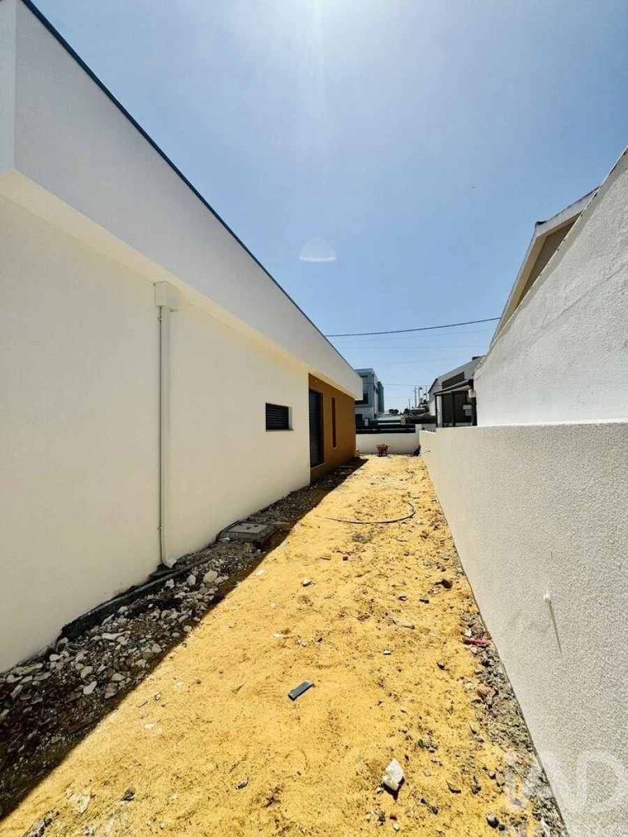 Moradia para Venda em Fernao Ferro Foto 20