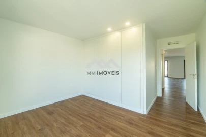Apartamento T1 para Venda em Coronado (São Romão e São Mamede)