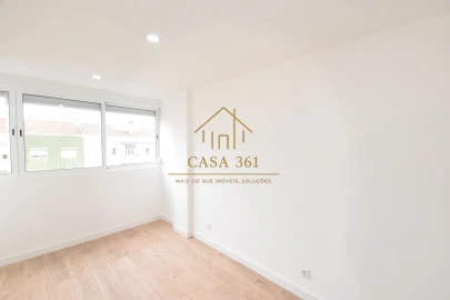Apartamento T2 para Venda em Castanheira do Ribatejo e Cachoeiras