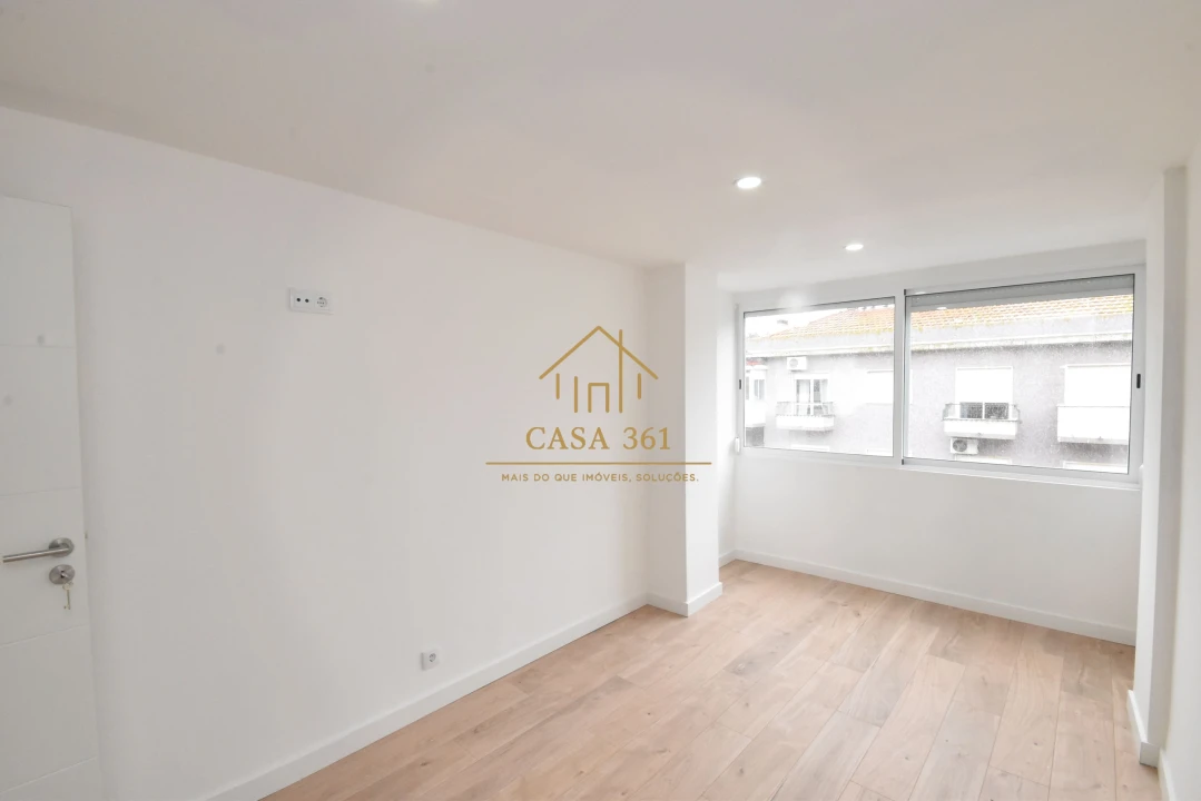 Apartamento T2 para Venda em Castanheira do Ribatejo e Cachoeiras Foto 12